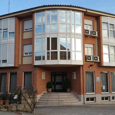 Hostal Arpa Ávila Екстериор снимка