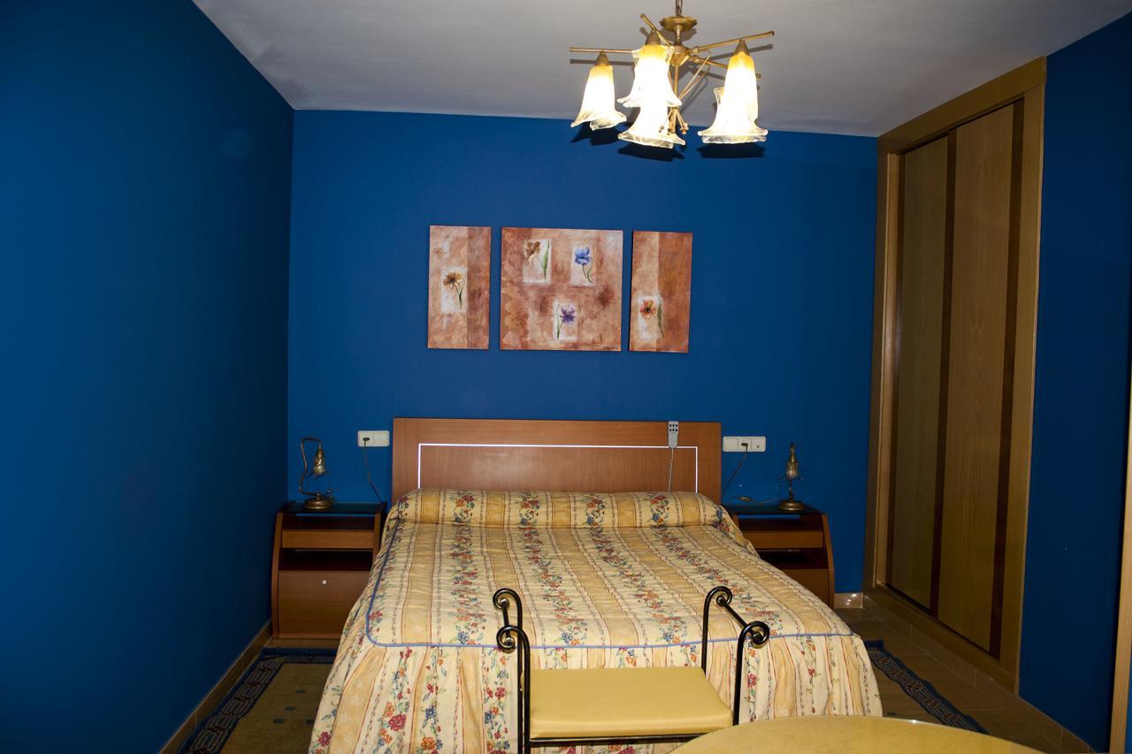 Hostal Arpa Ávila Екстериор снимка